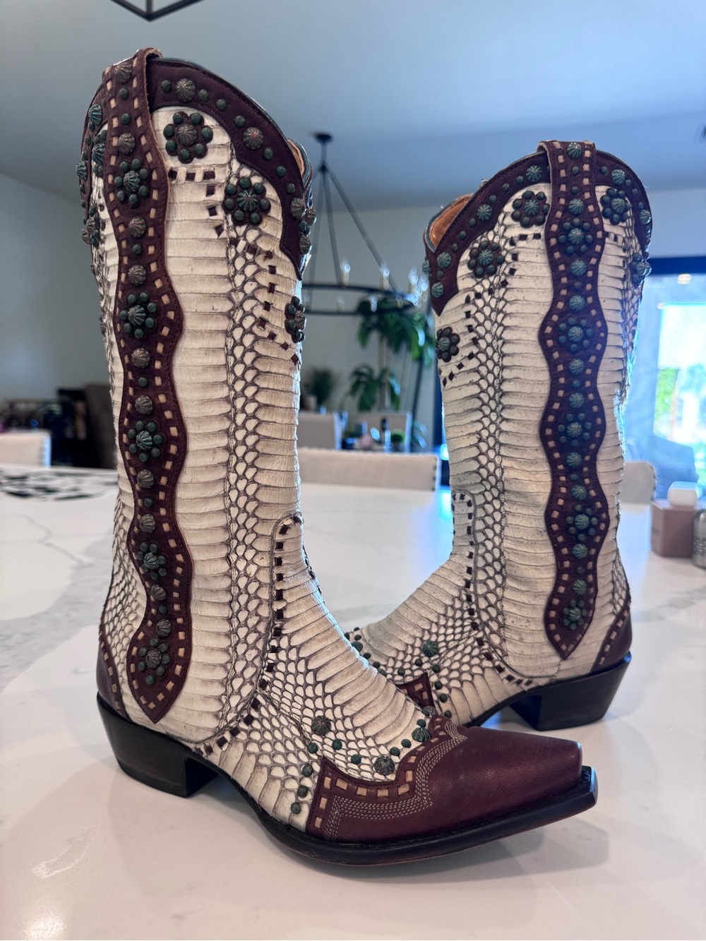 Old Gringo Cream & Brown Genuine High End Western boot. - Picture 11 of 12
